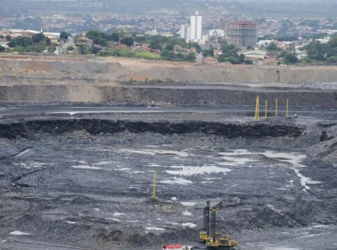 estudo-aponta-irregularidade-em-37%-dos-processos-de-mineracao-no-pais