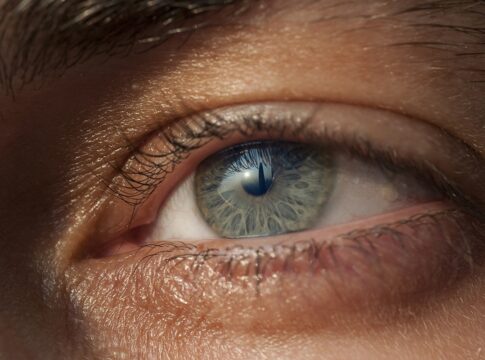 alimentacao-inadequada-pode-acelerar-danos-a-visao,-alerta-medico