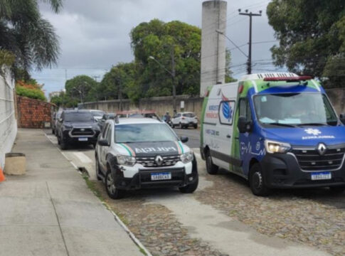 aluno-suspeito-de-atacar-professores-e-colega-em-escola-tem-15-anos