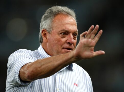 abel-braga-e-detonado-apos-comentario-homofobico-sobre-camisa-de-time