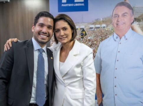 michelle-bolsonaro-se-manifesta-apos-pl-suspender-apoio-a-ciro-gomes