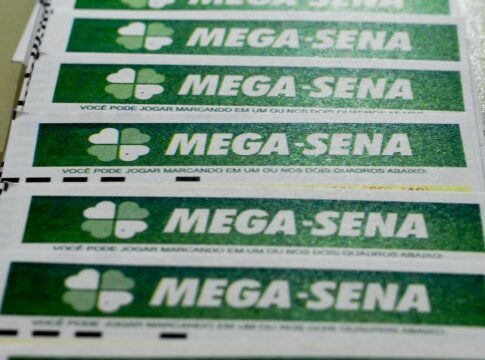 mega-sena-acumula-e-premio-principal-vai-para-r$-8-milhoes