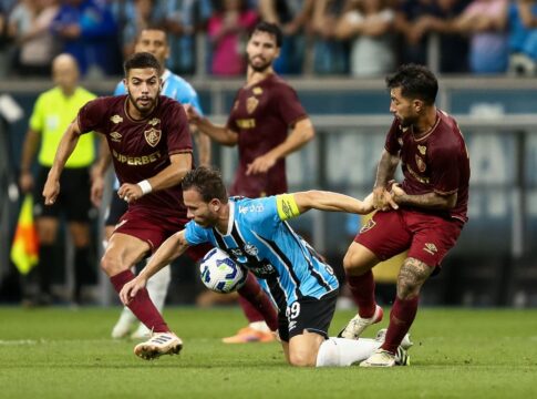 brasileirao:-soteldo-brilha-e-fluminense-derrota-gremio-na-arena