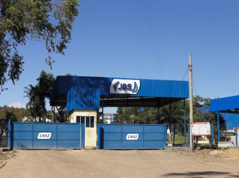 justica-determina-retorno-da-jbs-a-lista-suja-do-trabalho-escravo