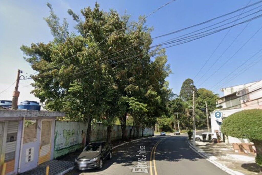 mulher-tem-perna-amputada-apos-ser-atropelada-por-van-na-zona-leste