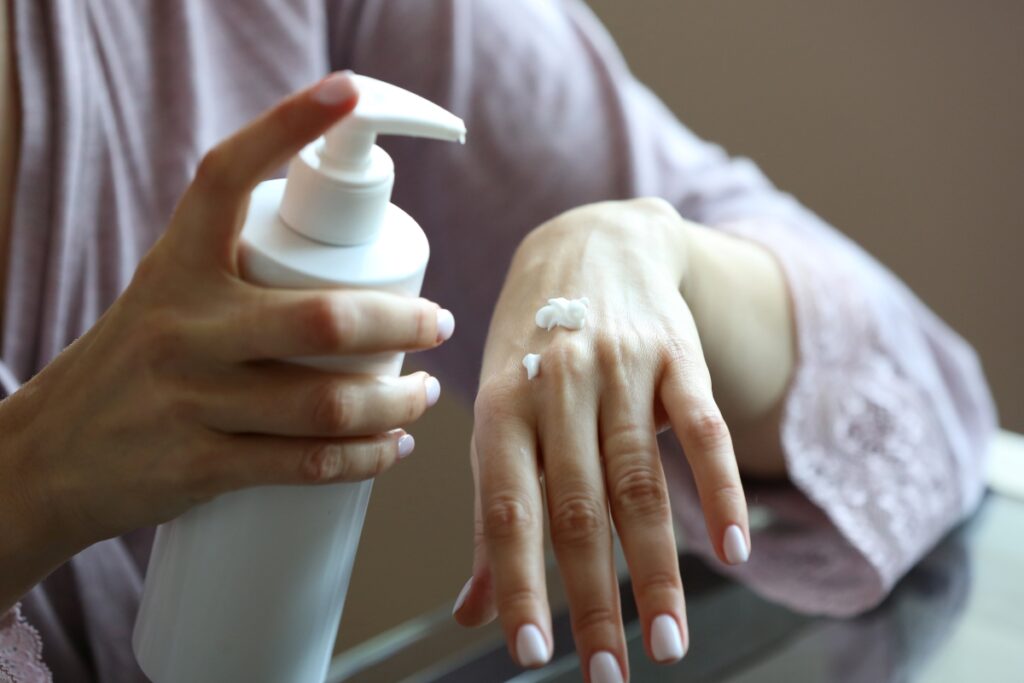 veja-4-ingredientes-indispensaveis-para-manter-as-maos-hidratadas