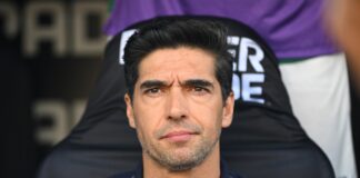 abel-ferreira-alfineta-flamengo:-“nao-ha-asteriscos-em-nossos-titulos”