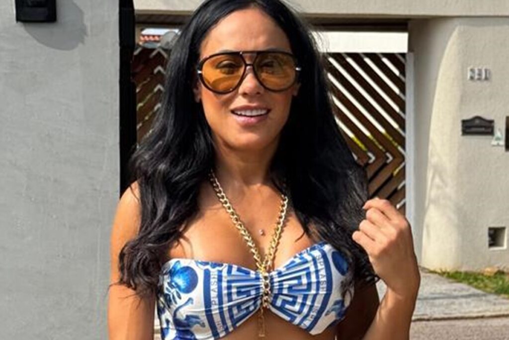 atriz-da-redetv!-revela-renda-mensal-com-venda-de-item-inusitado