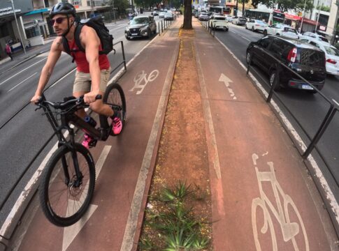 sao-paulo-lidera-em-extensao,-mas-ciclovias-sao-3,7%-da-malha-viaria