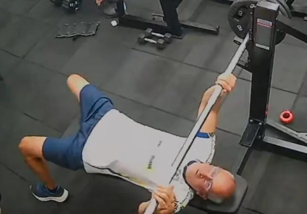 policia-investiga-morte-de-homem-durante-supino-em-pe;-entenda-o-caso