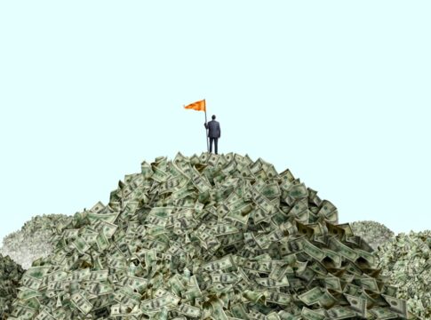 numero-de-bilionarios-no-mundo-bate-recorde-em-2025,-diz-estudo-do-ubs