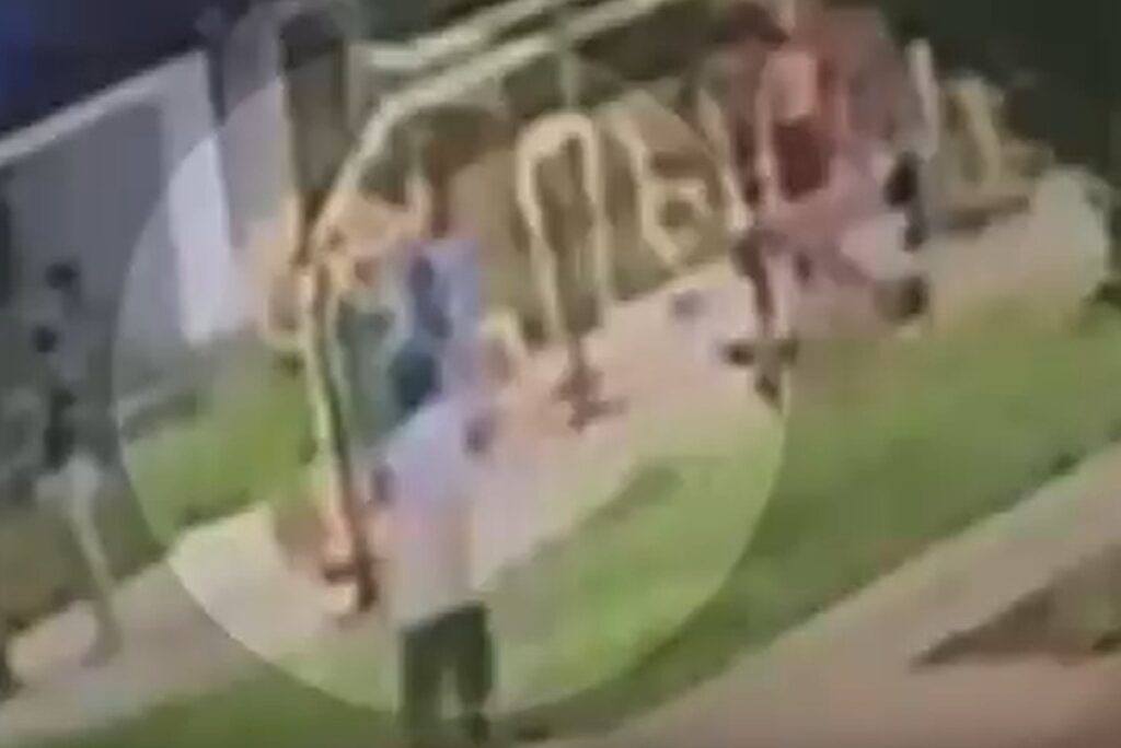 goias:-homem-que-morreu-ao-dar-“mortal”-brincava-com-o-filho-em-parque
