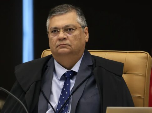 ministro-proibe-repasse-de-emendas-para-eduardo-bolsonaro-e-ramagem