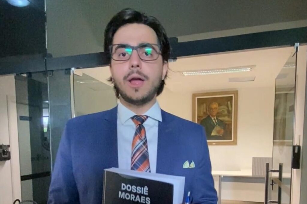 vereador-vai-ao-senado-por-impeachment-de-moraes:-“68-mil-assinaturas”