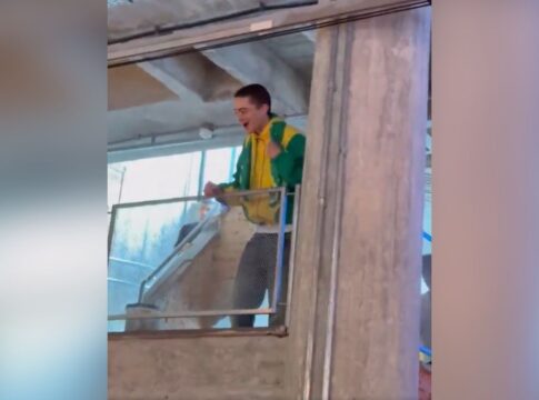 timothee-chalamet-surpreende-fas-antes-de-participar-da-ccxp-em-sp