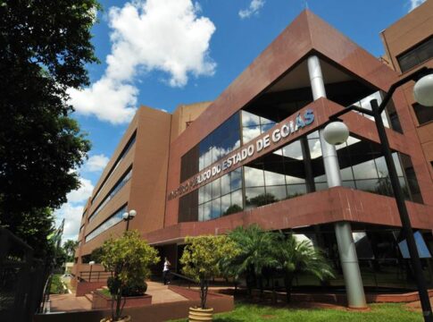 prefeito-de-caldas-novas-atrasa-pagamentos-de-acordo-por-nepotismo