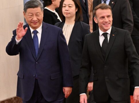 com-xi,-macron-cobra-equilibrio-comercial-e-apoio-na-guerra-da-ucrania