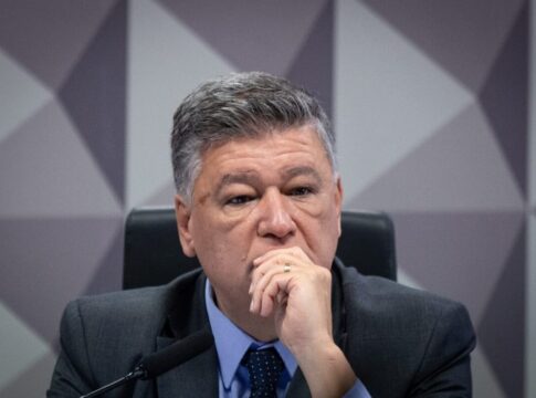 presidente-da-cpmi-do-inss-revela-diagnostico-de-tumor-no-estomago