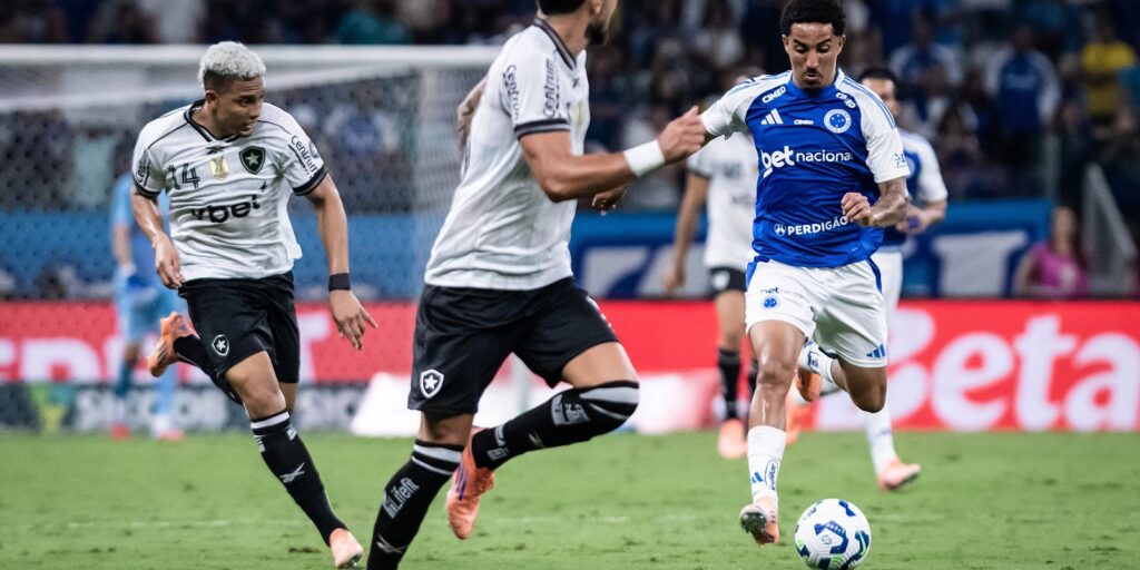 brasileiro:-cruzeiro-e-botafogo-empatam-no-encerramento-da-37a-rodada