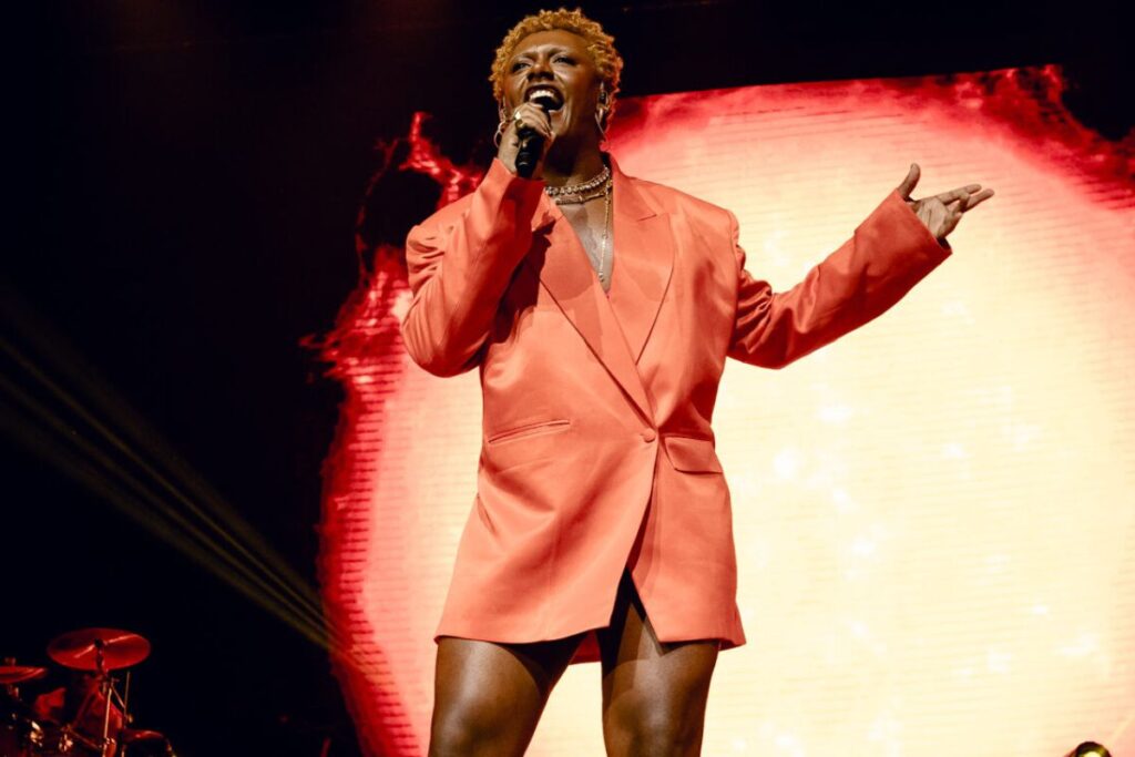 o-universo-estetico,-afetivo-e-sonoro-do-album-“caju”-chega-a-brasilia