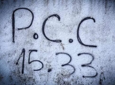 salve-atribuido-ao-pcc-proibe-roubo-de-celular-em-favelas-de-sao-paulo