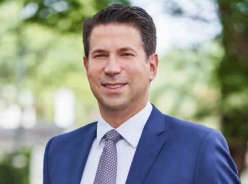 quem-e-o-brasileiro-professor-em-harvard-preso-pelo-ice-nos-eua