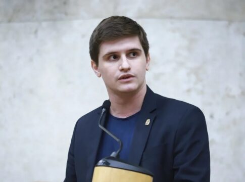 “infantilidade”:-pavanato-leva-bronca-de-colega-do-pl-na-camara