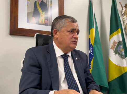 lider-de-lula-na-camara-reage-a-possivel-candidatura-de-flavio em 2026