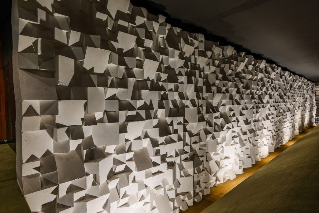 sergio-camargo,-artista-com-megaexposicao-no-df,-tem-obra-monumental-no-itamaraty;-conheca