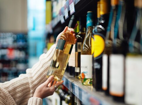 estudo-revela-a-partir-de-qual-quantidade-o-alcool-afeta-o-seu-cerebro