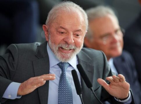 datafolha:-no-2o-turno,-lula-venceria-flavio-com-51%-dos-votos