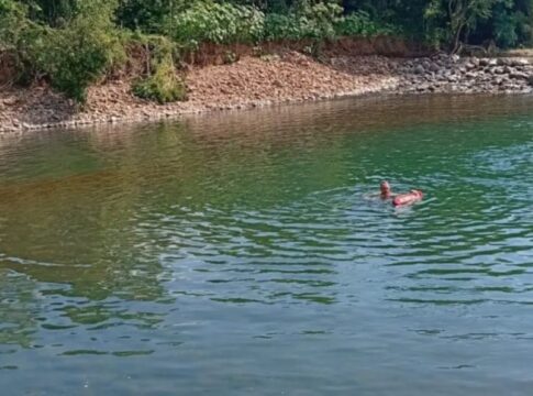 mulher-morre-afogada-em-rio-apos-ficar-mais-de-uma-hora-submersa-em-sc