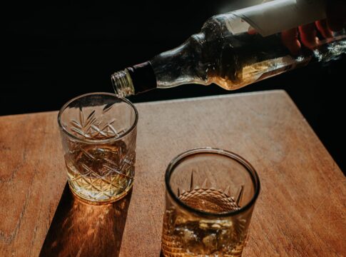 primeiro-caso-de-intoxicacao-por-metanol-em-licor-e-registrado-em-maua