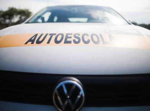 bolsonarista-tenta-retomar-obrigatoriedade-de-autoescolas