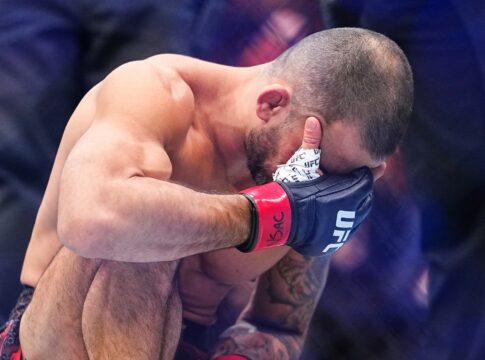 ufc-323:-pantoja-sofre-grave-lesao-no-braco-e-merab-perde-para-yan