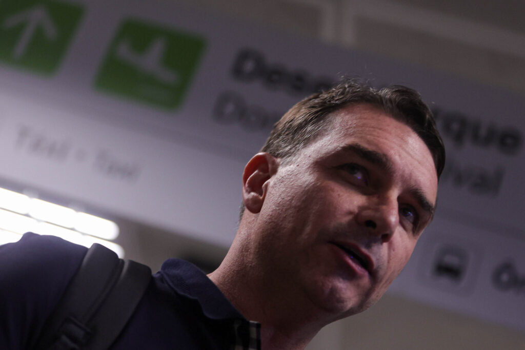 datafolha:-apenas-8%-acham-que-bolsonaro-deveria-apoiar-flavio-em-2026