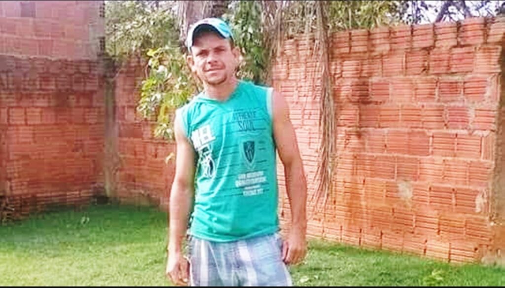 adolescente-de-14-anos-mata-o-pai-com-facada-no-pescoco