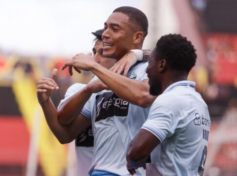 gremio-goleia-sport-fora-de-casa-e-termina-o-brasileirao-em-nono