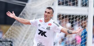 santos-vence-o-cruzeiro-e-se-classifica-para-a-sul-americana-de-2026