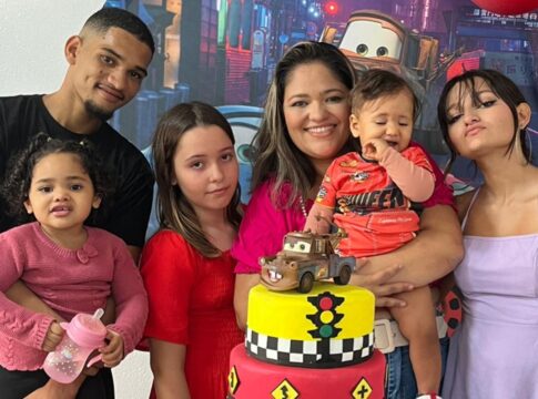 “e-possivel-gerar-vidas-saudaveis”,-conta-mae-de-4-filhos-que-tem-hiv