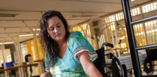 airbnb:-“sinto-falta-de-abraco”,-conta-turista-que-ficou-paraplegica