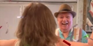 raul-gil-aparece-dancando-com-a-filha-apos-barraco-publico;-veja