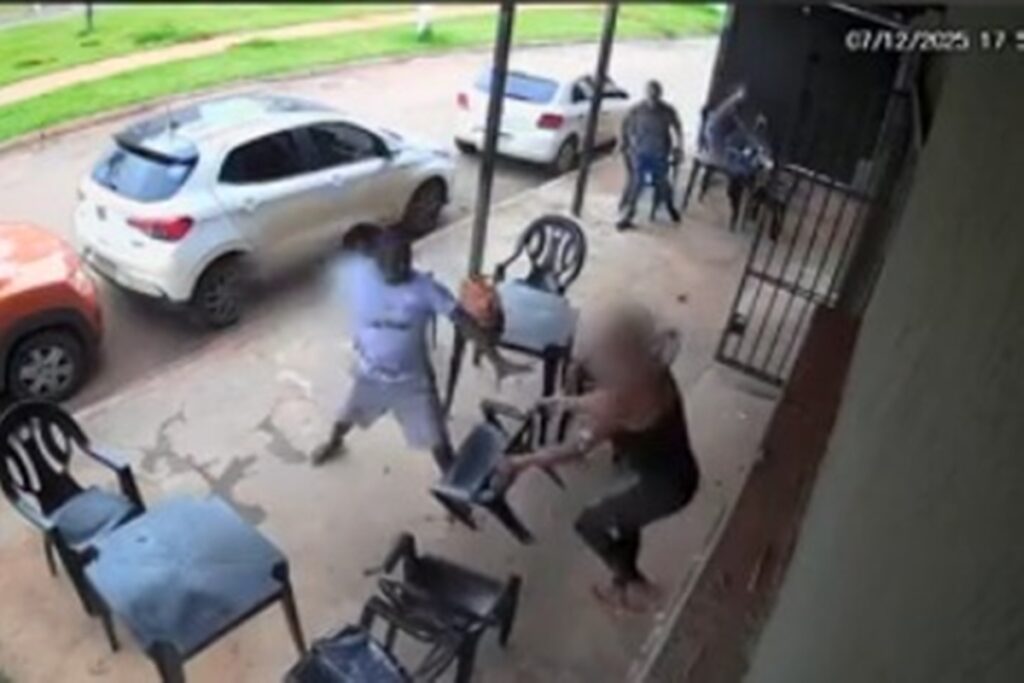 homem-esfaqueia-travesti-pelas-costas-em-bar-no-entorno-do-df