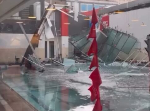 teto-de-academia-desaba-apos-tempestade-e-deixa-2-feridos-na-grande-sp