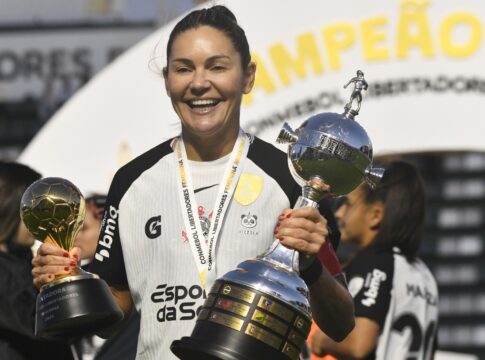 premio-brasileirao:-gabi-zanotti-e-eleita-a-melhor-jogadora-pela-cbf