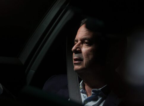 flavio-fez-“ensaio-retorico”-ao-falar-em-preco-da-candidatura,-diz-marinho