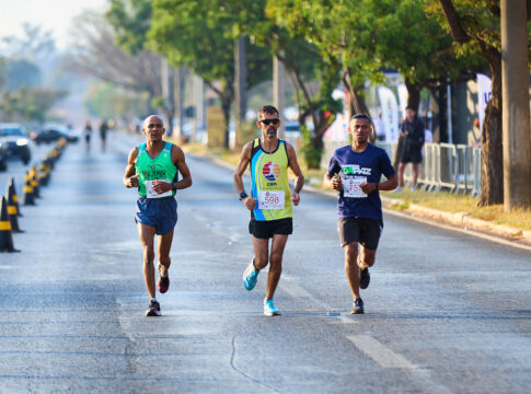 metropoles-run:-nutricionista-lista-alimentos-recomendados-para-prova
