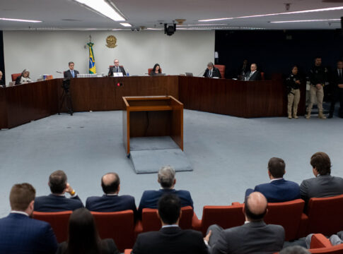 stf-julga-6-acusados-de-gerir-acoes-da-trama-golpista.-entenda-o-rito
