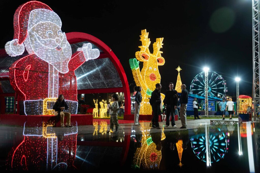 nosso-natal-2025-ilumina-esplanada-dos-ministerios.-veja-atracoes