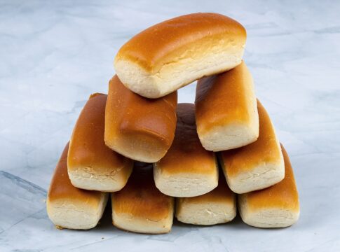 para-o-cafe-da-manha:-pao-sem-farinha-e-com-apenas-dois-ingredientes